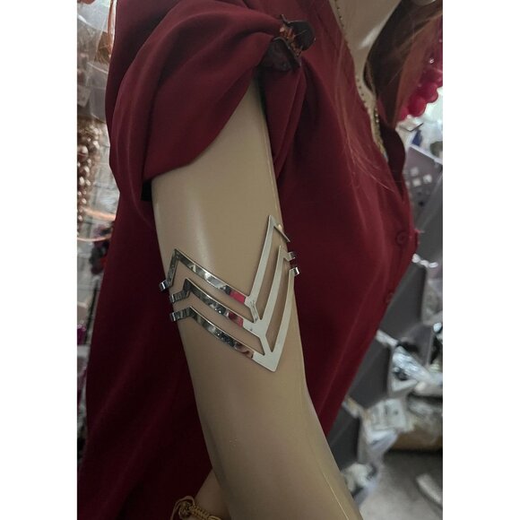 Silver Armlet, arm cuff bracelet, Silver armband, costume bracelet boho bracelet - Picture 1 of 4